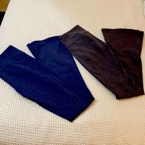Bundle of 2 ALO Yoga flared leggings